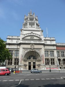 Mengenal Sejarah Museum Victoria dan Albert di London